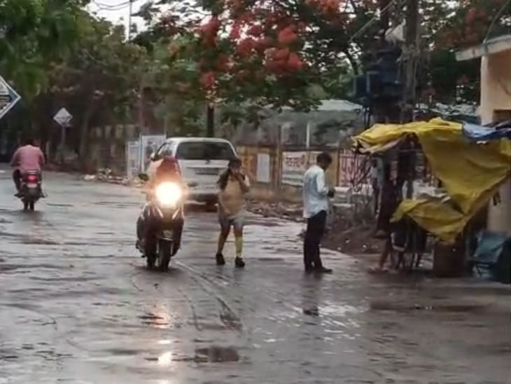 सतना में आंधी-बूंदाबांदी से गर्मी से राहत:सुबह से बादलों का डेरा, रात का तापमान 3 डिग्री गिरकर 28.2 पर पहुंचा