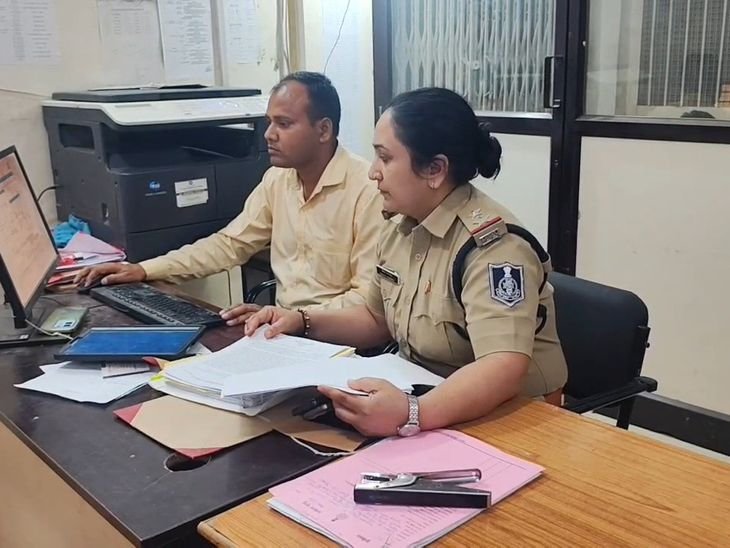 दमोह में 11 साल की बच्ची से दो बार गैंगरेप:हटा के दो युवकों पर पॉक्सो एक्ट में केस, आरोपियों की तलाश जारी