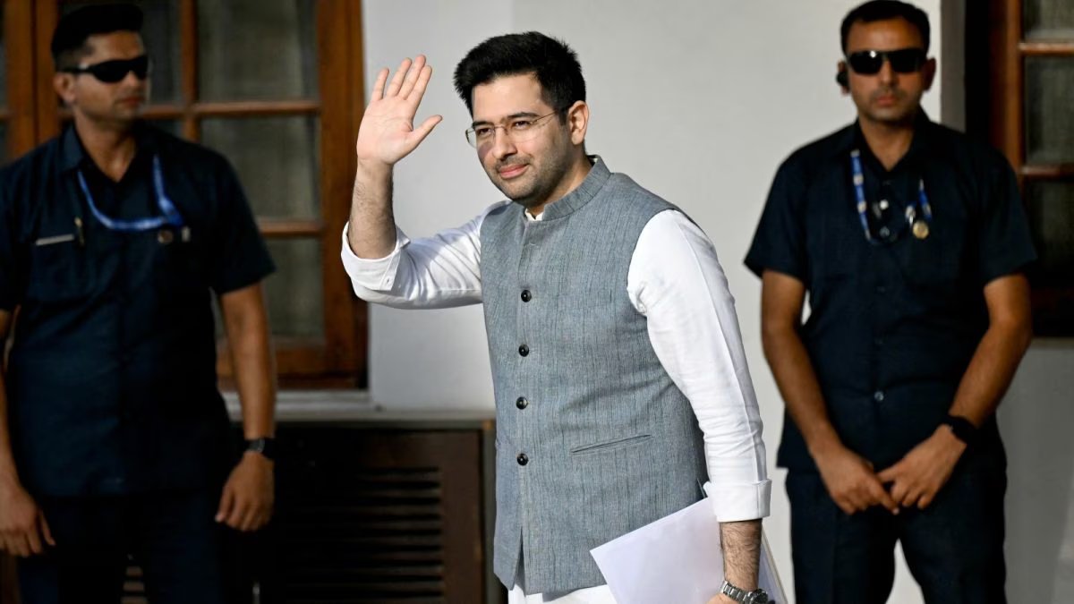 2/3rd MPs of AAP in Rajya Sabha announce merging with the BJP.   