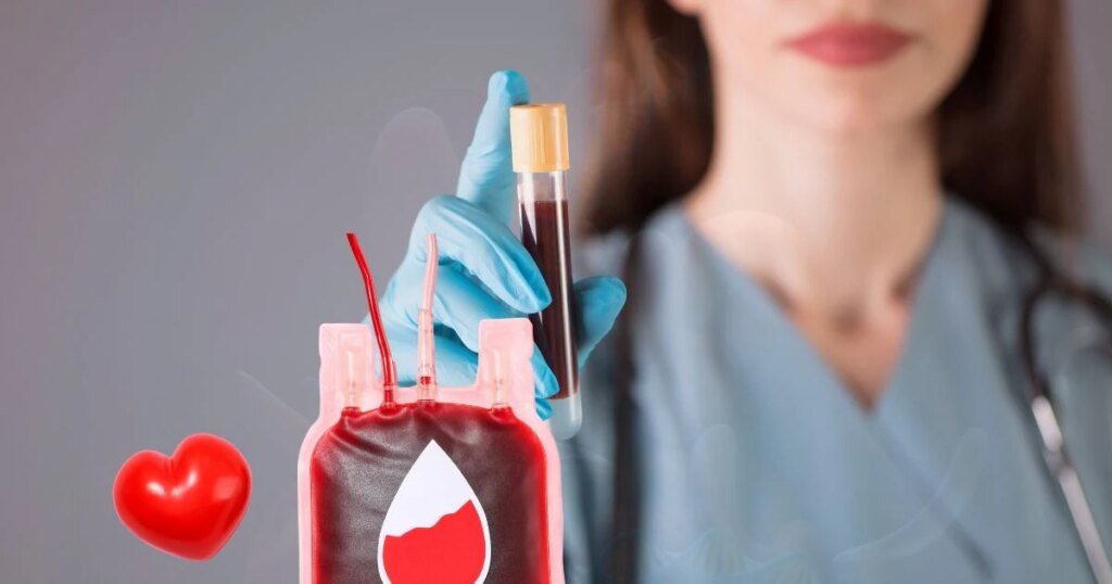 दुनिया में केवल 49 लोगों के पास है यह ब्लड ग्रुप, इतना दुर्लभ कि एक बूंद की कीमत सोने से भी महंगा, क्यों है इतना खास