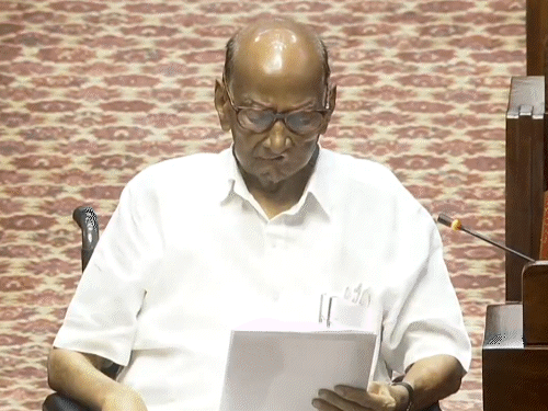 राज्यसभा में 19 नए सदस्यों ने शपथ ली:शरद पवार व्हीलचेयर पर पहुंचे; 16 अप्रैल से तीन दिन का विशेष सत्र