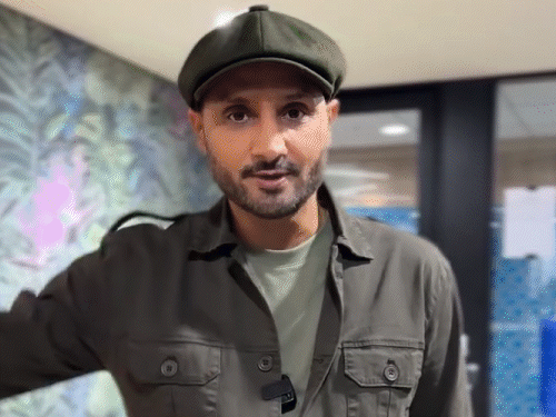 हरभजन सिंह ने वैभव सूर्यवंशी को किया सेल्यूट:बुमराह की पहली बॉल पर मारा था छक्का, कहा- मैंने बॉलर को नहीं गेंद को देखा