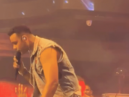 Singer arpit bala break silence over controversy of him spitting on audience