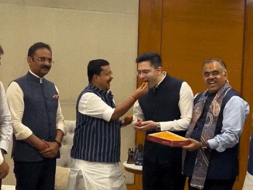 AAP के 7 सांसदों को BJP में विलय की मंजूरी:राज्यसभा में भाजपा सांसद 106 से बढ़कर 113 हुए, केजरीवाल की पार्टी 3 पर सिमटी