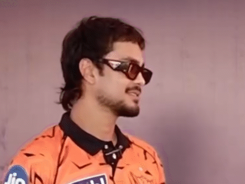 ईशान किशन को एक्टर अनुपम खेर ने कहा थैंक यू:सोशल मीडिया पर वीडियो पोस्ट कर बोले- ईशान के अंदर कभी हार न मानने की शक्ति