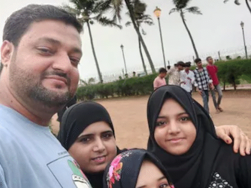 मुंबई में तरबूज खाने से पति-पत्नी, दो बेटियों की मौत:फूड पॉइजनिंग की आशंका; घर पर मेहमानों के साथ बिरयानी खाई, फिर फल खाए थे