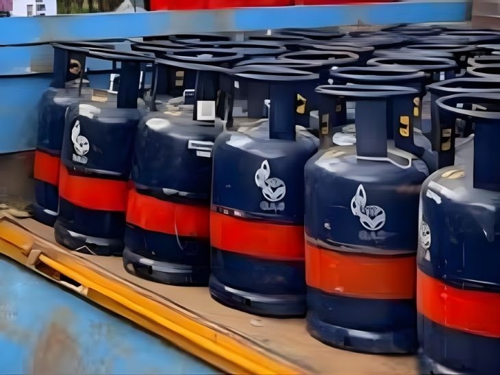 LPG Cylinder Limit Doubled for States; Quota for Students & Migrants