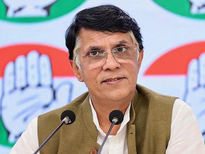 पवन खेड़ा की ट्रांजिट अग्रिम जमानत बढ़ाने की मांग खारिज:SC ने कहा- असम कोर्ट जाएं; खेड़ा बोले- क्या मैं अपराधी हूं?