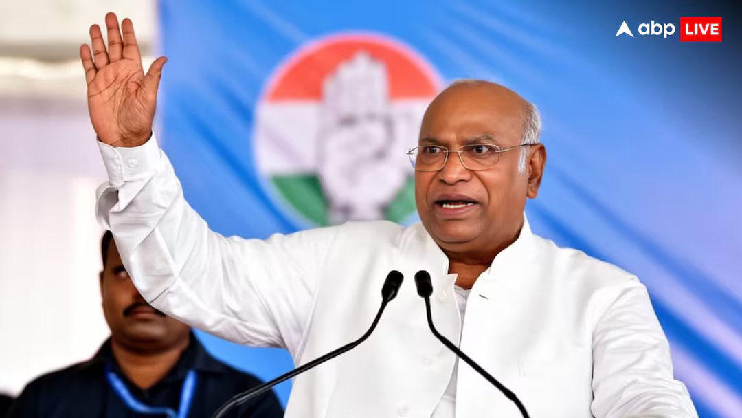 पश्चिम बंगाल चुनाव 2026: 'टीएमसी और बीजेपी की लड़ाई में बंगाल के युवाओं का नुकसान', सिलीगुड़ी में रोजगार का मुद्दा उठेगा