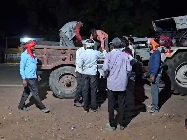 दमोह में किसान को लगा करंट, मौत:खेत में काम करने के दौरान हादसा; पुलिस बोली-मामले की कर रहे जांच