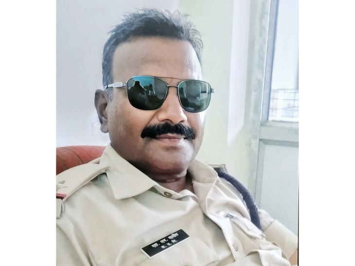 मैहर में ASI शिवनंदन साकेत का निधन:लीवर संबंधी बीमारी का नागपुर में चल रहा था इलाज; अमदरा में तोड़ा दम