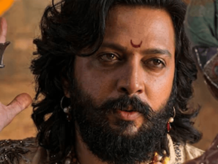 बागेश्वर बाबा के बयान पर भड़के रितेश देशमुख:कहा था- जिम्मेदारी छोड़ना चाहते थे शिवाजी महाराज, एक्टर बोले- अपमान बर्दाश्त नहीं; बाबा ने माफी मांगी