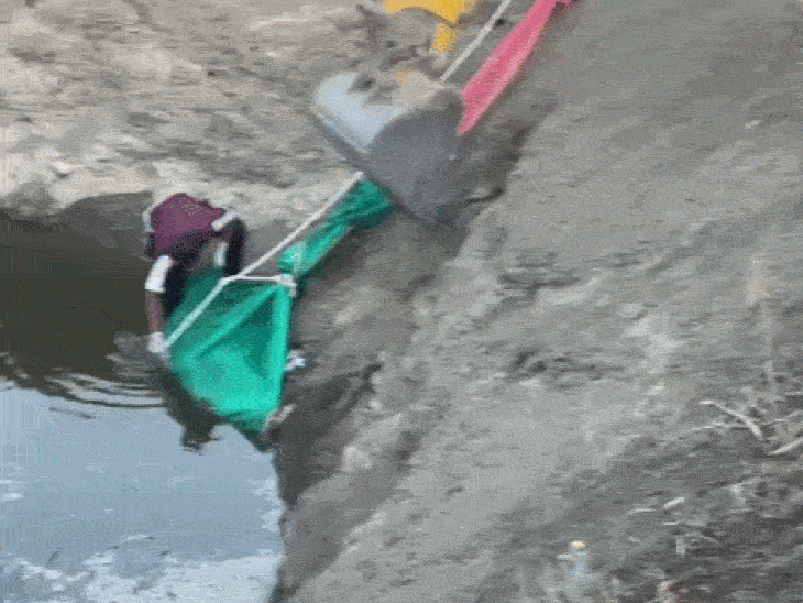 भोपाल में गड्ढे में मिली लापता कारोबारी की लाश:13 दिन से थे लापता, करीबी रिश्तेदार महिला सहित ताऊ के बेटों से हुई थी आखिरी बार बात