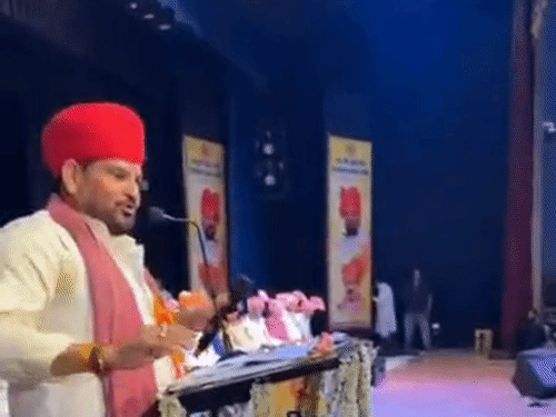 बृजभूषण बोले-हम भार लगते हैं तो एक बार कह दो:2027 या 2029 के चुनाव में दम दिखा देंगे, अब समझाने का वक्त नहीं