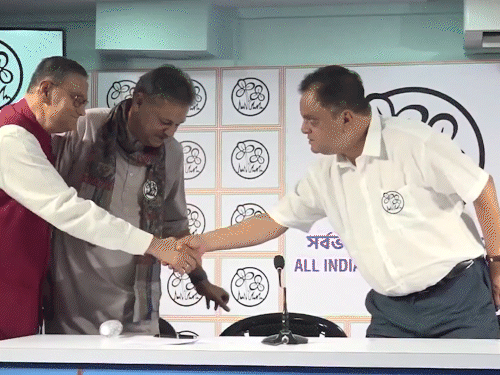 Chandra Kumar Bose Joins TMC, Slams BJP Divisive Politics