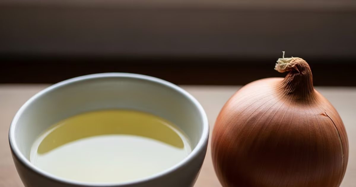 प्याज का रस बाल झड़ना रोकता है या सिर्फ घरेलू मिथक, जानें सच