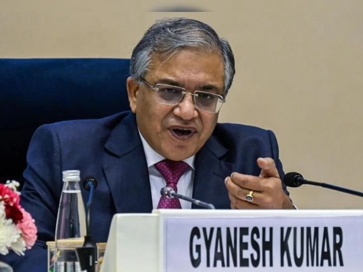 मुख्य चुनाव आयुक्त को हटाने का प्रस्ताव खारिज:लोकसभा और राज्यसभा में विपक्ष लेकर आया था महाभियोग प्रस्ताव, 193 सांसदों ने साइन किए थे