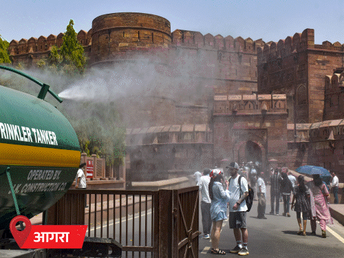 India Heatwave | UP Roads Water Spray, Delhi Schools Water Bell, Odisha Census Halt