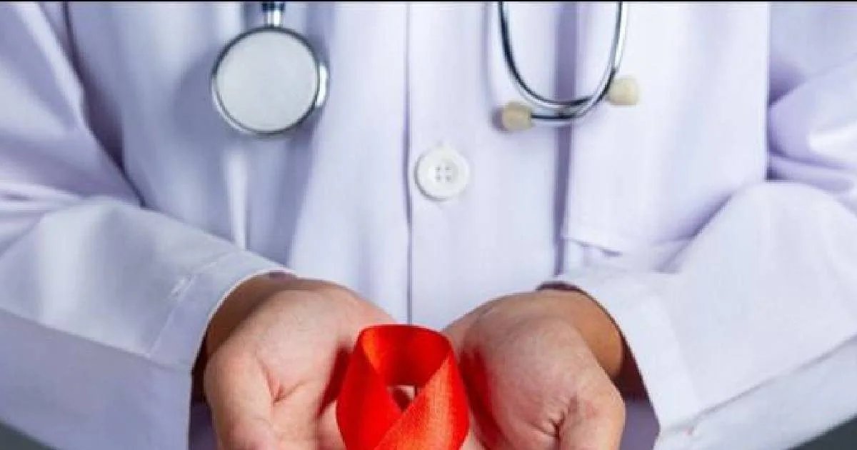 Cancer treatment in India: कैंसर के ये डॉक्टर हो गए बेकार! मरीजों का नहीं कर सकते इलाज,PMJAY का नया नियम बना नासूर