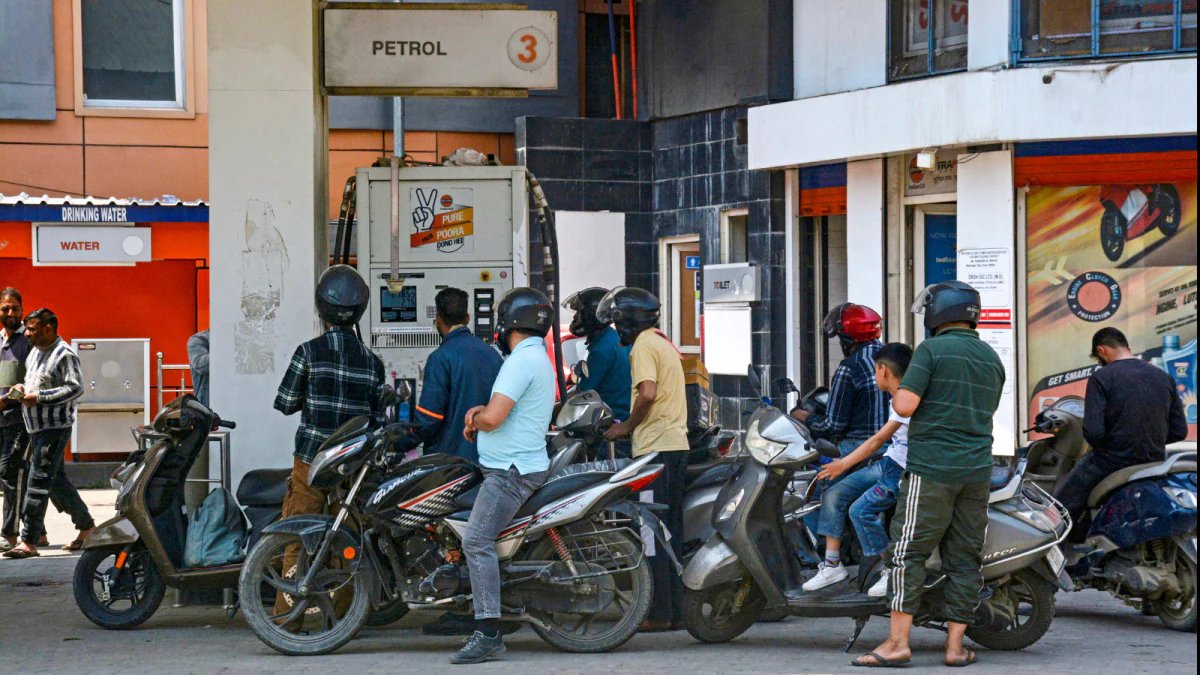 ईंधन की कीमतें और चुनाव: मतदान के बाद दरें कब बढ़ीं और कब नहीं | भारत समाचार
