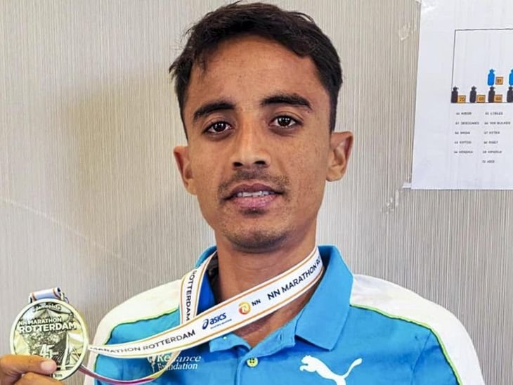 48 साल बाद टूटा शिवनाथ सिंह का रिकॉर्ड:सेना के हवलदार सावन बरवाल ने नीदरलैंड में रचा इतिहास, मैराथन में बनाया नया नेशनल रिकॉर्ड
