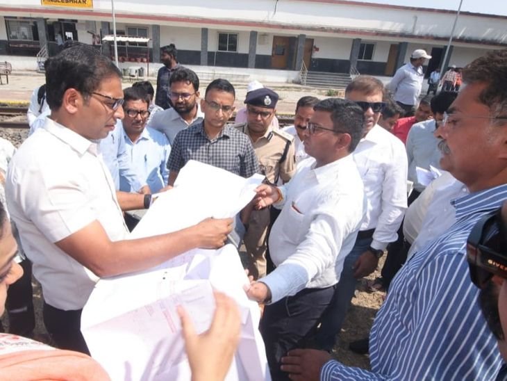 सिंहस्थ मेले में शाही स्नान पर ट्रेन उज्जैन नहीं आएगी:सभी फ्लैग स्टेशनों पर ट्रेनें रुकेंगी, वहीं से श्रद्धालु बसों के जरिए शिप्रा नदी तक पहुंचेंगे