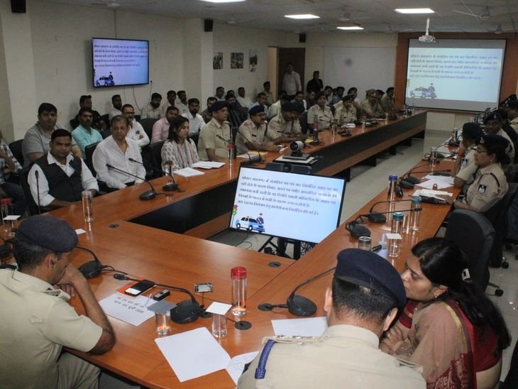 भोपाल में रात 12 बजे तक पब-बार बंद होंगे:आदेश का उल्लंघन करने पर लाइसेंस निरस्त होंगे; पुलिस कमिश्नर ने दिए निर्देश