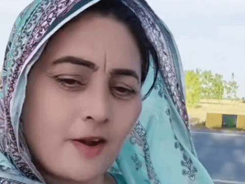 Sarabjit Kaur Welcomes Indian Devotees in Pakistan, Calls Both Punjabs One