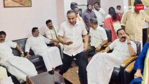 केरल में अब तक मुख्यमंत्री पर क्यों नहीं हुआ फैसला? जीत के बाद वहां कांग्रेस की किच-किच क्या है