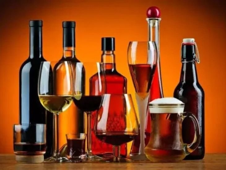 शराब और बीयर 20% तक महंगी हो सकती है:ईरान जंग का असर, पैकेजिंग की लागत बढ़ी; कंपनियों ने राज्यों से दाम बढ़ाने की मांग की