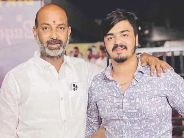 केंद्रीय मंत्री बंदी के बेटे की गिरफ्तारी पर रोक नहीं:POCSO केस में कोर्ट ने अंतरिम जमानत पर फैसला टाला; नाबालिग से सेक्सुअल हैरेसमेंट का आरोप