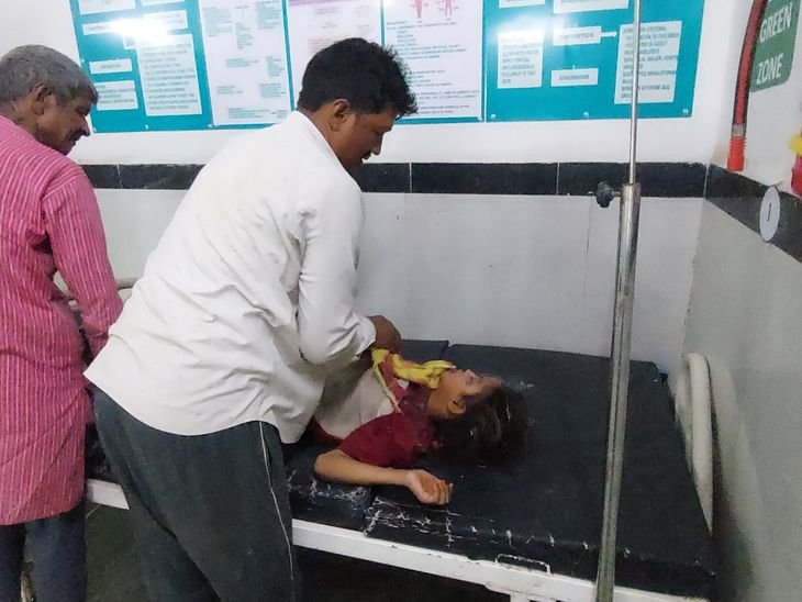 छतरपुर में आंधी के कारण छत से गिरी बच्ची:गेहूं समेटते समय चुनरी में हवा भरने से संतुलन बिगड़ा