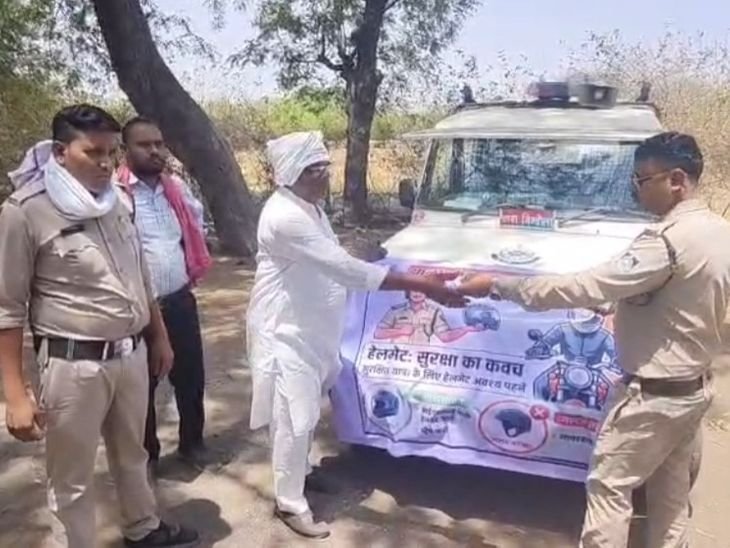 बुरहानपुर में बिना हेलमेट चालकों पर चालान:पुलिस ने जागरूक कर नियमों का पालन कराया, सीट बेल्ट और नशे में ड्राइविंग पर भी चेतावनी
