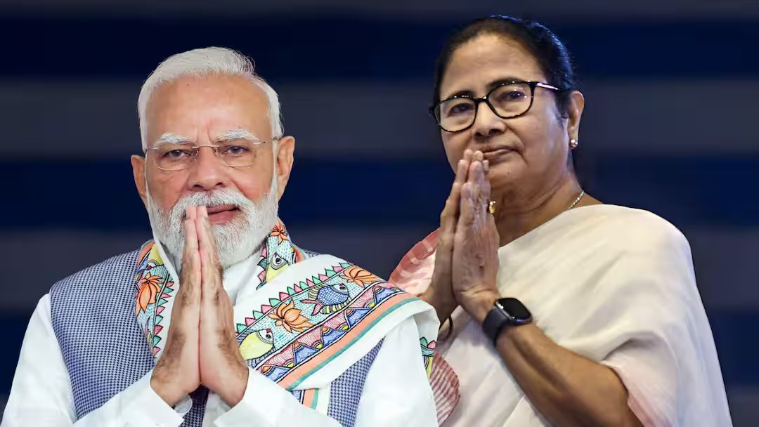 बंगाल में किसकी सरकार? पहला रुझान, टीएमसी या बीजेपी कौन, जानिए
