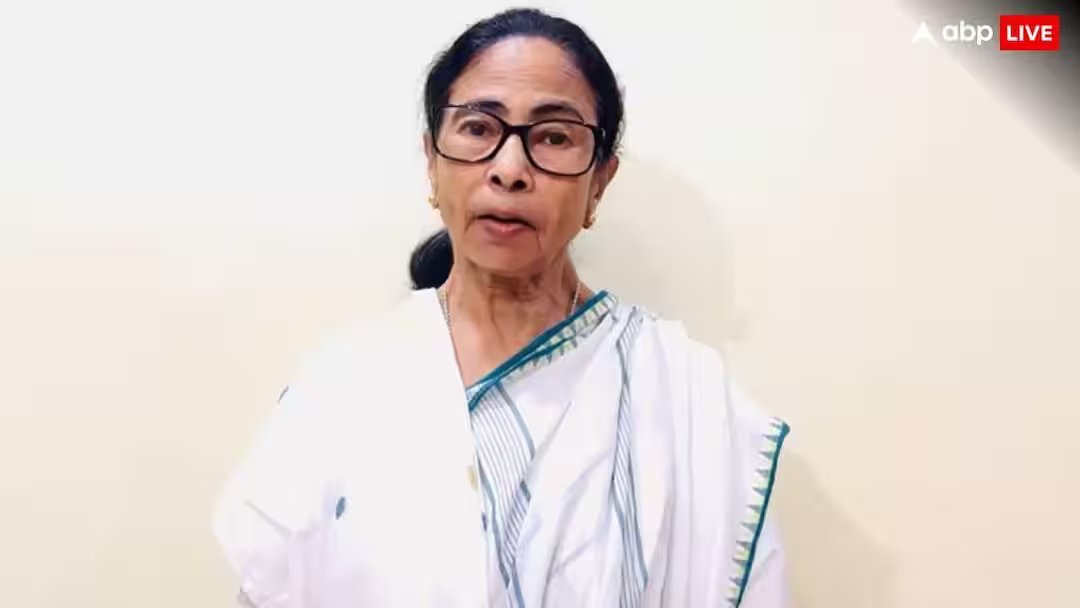 कोलकाता में स्ट्रांग रूम को लेकर विवाद तेज, अनेस्ट्री-भाजपा गठबंधन- सामने; चुनाव आयोग ने जारी की अवकाश रिपोर्ट
