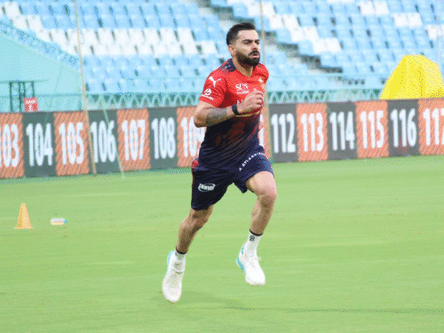 IPL मैच के टिकट दोगुने हुए, ₹50 हजार तक रेट:लखनऊ में 95% फैन विराट कोहली को देखने आएंगे, 7 मई को RCB की LSG से भिड़ंत