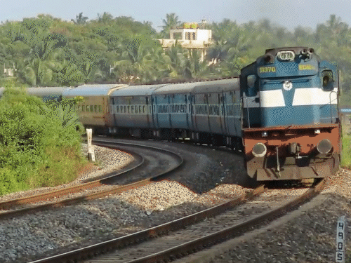 Indian Railways 40-Year Old Reservation System Upgrade From August; AI to Confirm Waiting Tickets