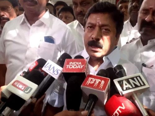 Tamil Nadu AIADMK Political Crisis Update; TVK Vijay Alliance