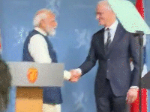 Rahul Gandhi Attacks PM Modi Norway Visit; Calls Him Mehengai Man