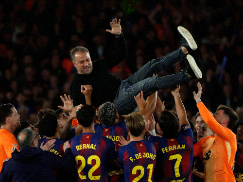 Barcelona Beats Real Madrid 2-0, Wins 29th La Liga Title