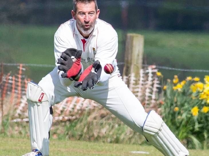 Yorkshire boy Martin drives 1280 km to play cricket