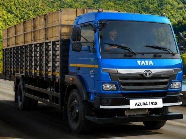 टाटा मोटर्स CV का मुनाफा 33% बढ़ा:चौथी तिमाही में यह ₹1,793 करोड़ रहा, रेवेन्यू 19% उछला; कंपनी ₹4 डिविडेंड देगी