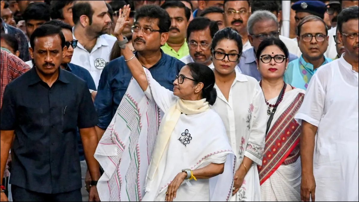 टीएमसी ने ईवीएम स्ट्रांगरूम में सीसीटीवी निगरानी को लेकर चुनाव आयोग से शिकायत की, 4 मांगें गिनाईं | भारत समाचार
