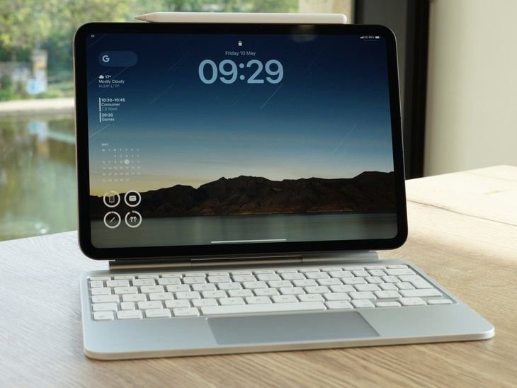 Apple iPad MacBook Price Hike | AI Boom Drives Chip Cost Up
