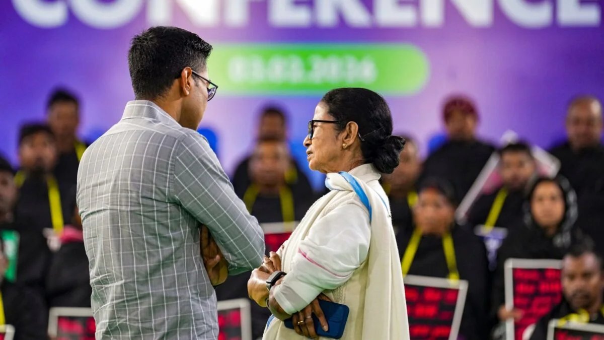 चुनाव में हार के बाद एक और झटका? 50 विधायकों के अलग होने या बीजेपी में शामिल होने के दावे पर टीएमसी को संकट का सामना करना पड़ रहा है | भारत समाचार