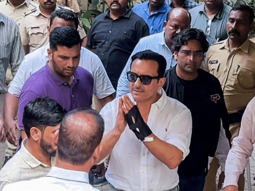 'मुझे लगा कि शायद मैं मर जाऊंगा':सैफ अली खान बोले- हमलावर को माफ करना चाहता हूं, लेकिन हमला भूलना आसान नहीं