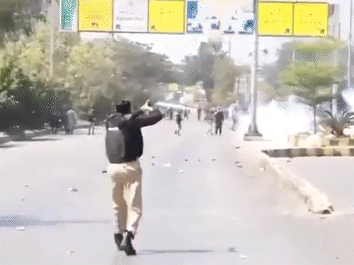 PoK में हिंसा, 7 की मौत, इनमें 4 पुलिसकर्मी:विधानसभा में आरक्षित सीटें खत्म करने की मांग, कश्मीर से आए लोगों को दी गई थी