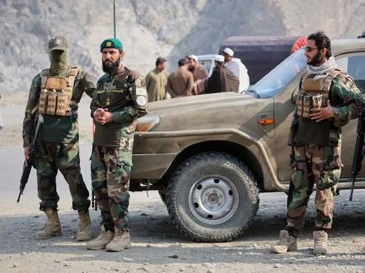 पाकिस्तान का दावा- अफगानिस्तान के तीन ठिकानों पर हमले किए:TTP कमांडर समेत 29 आतंकी मारे; एक दिन पहले कराची में आतंकी हमला हुआ था
