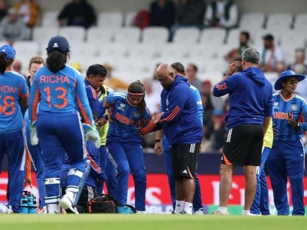 श्रेयंका पाटिल विमेंस टी-20 वर्ल्डकप से बाहर:नीदरलैंड के खिलाफ एंकल मुड़ा था; पिछले 2 साल में तीसरी बार चोटिल हुईं