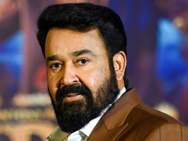 Mohanlal Declares 10 Elephant Ivories & 13 Statues